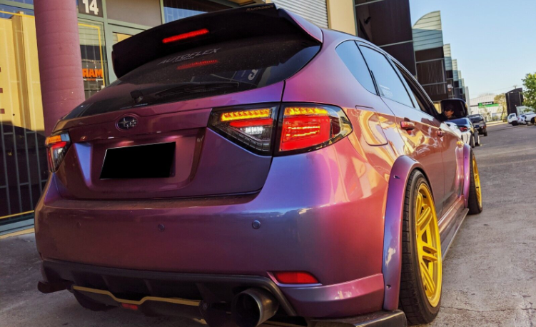 Focos traseros secuenciales ahumados para Subaru Impresa WRX 2008-2014
