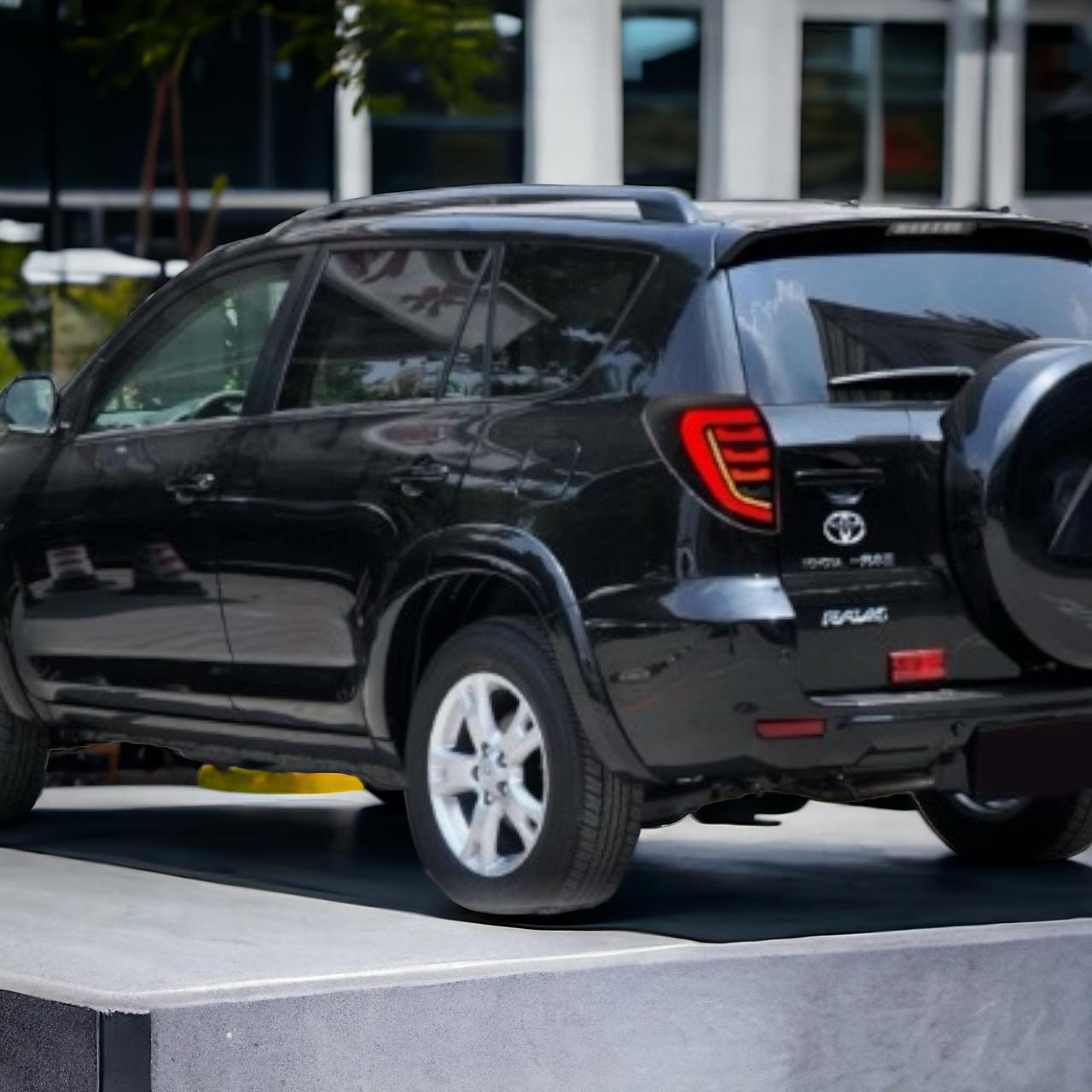 Focos traseros secuenciales ahumados para Toyota Rav4 2006-2012.